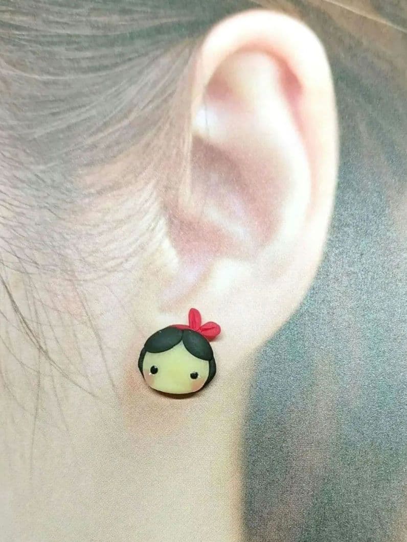 童話　白雪姫ポストピアス