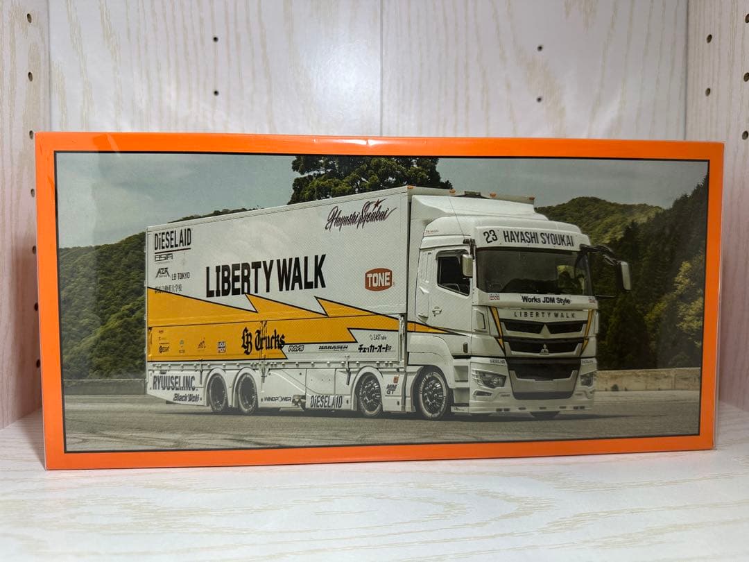 1/64 三菱LB トラック Liberty walk ３台セット