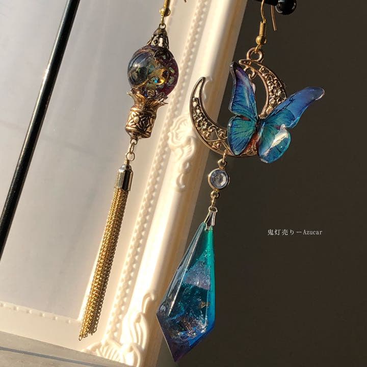 黄昏月の歌とモルフォ蝶　歯車　ペンデュラム　スチームパンク ピアス　イヤリング