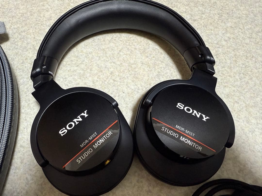 SONY ソニ－ MDR-M1ST スタジオモニター用 ハイレゾ対応 ヘッドホン