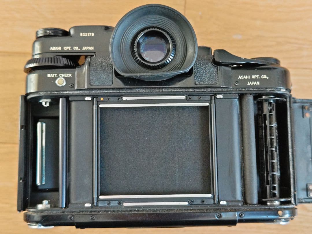 pentax67 最初期型 TTLファインダー ウェストレベルファインダー付き