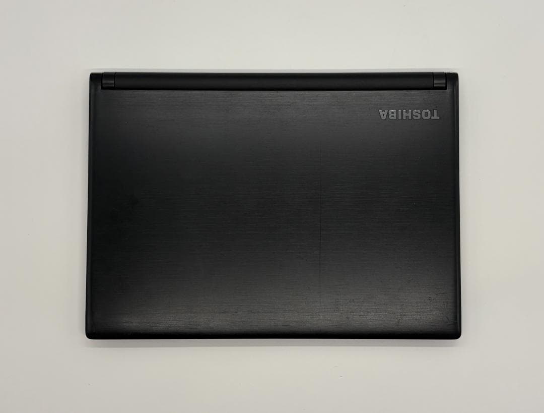 東芝、Dynabook R73、フルHD、8GB、256GB SSD