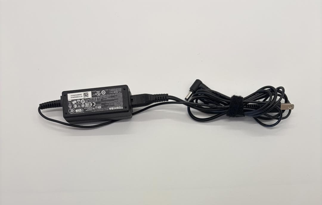 東芝、Dynabook R73、フルHD、8GB、256GB SSD