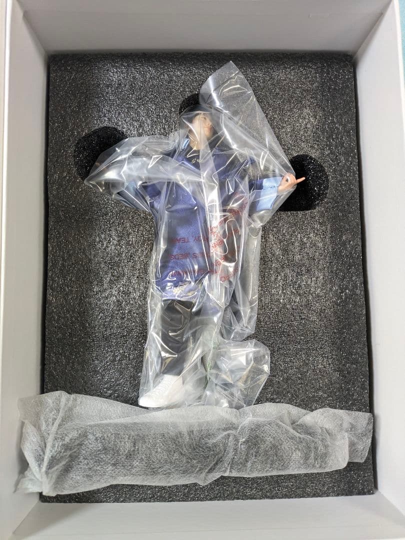 BTS Jin（ジン）スタチュー フィギュア/サイドショウ/ホットトイズ①