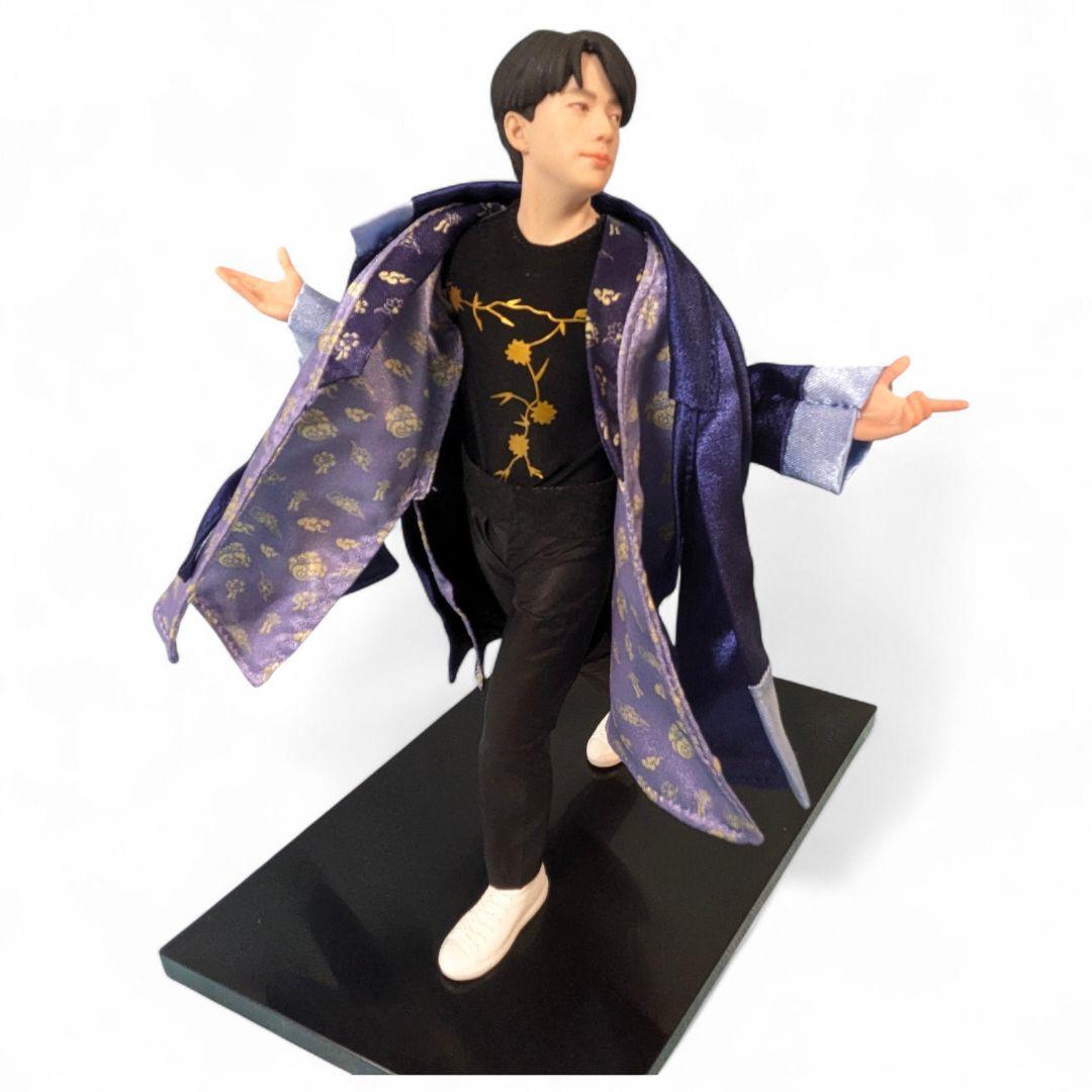 BTS Jin（ジン）スタチュー フィギュア/サイドショウ/ホットトイズ①
