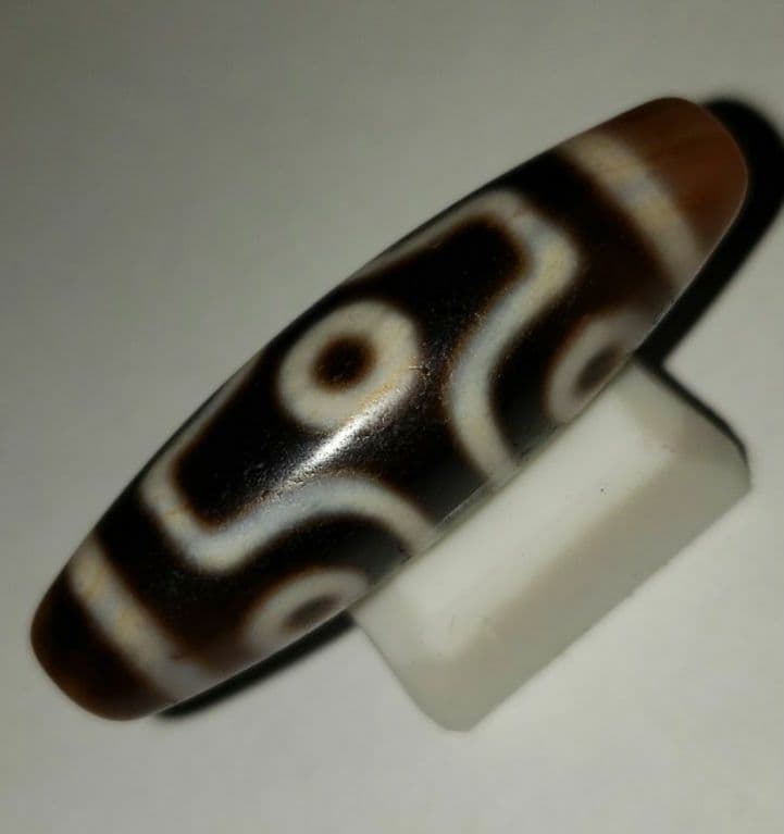 102 天珠 ・ dzibeads ・珍品・石 品名: 十字六眼天珠 9,2ｇ