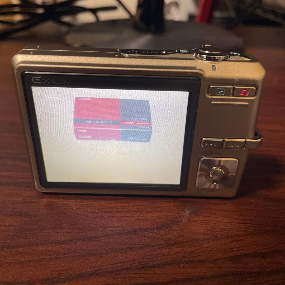 CASIO EX-Z500 ゴールド 5.0メガピクセル