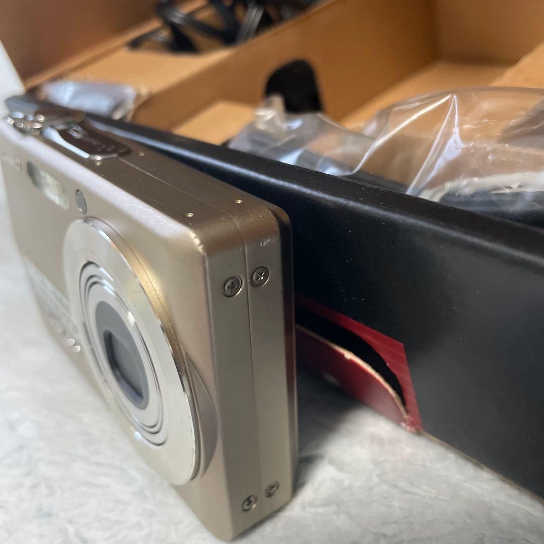 CASIO EX-Z500 ゴールド 5.0メガピクセル