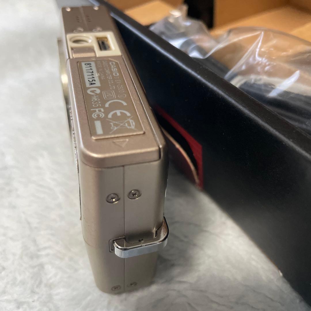 CASIO EX-Z500 ゴールド 5.0メガピクセル