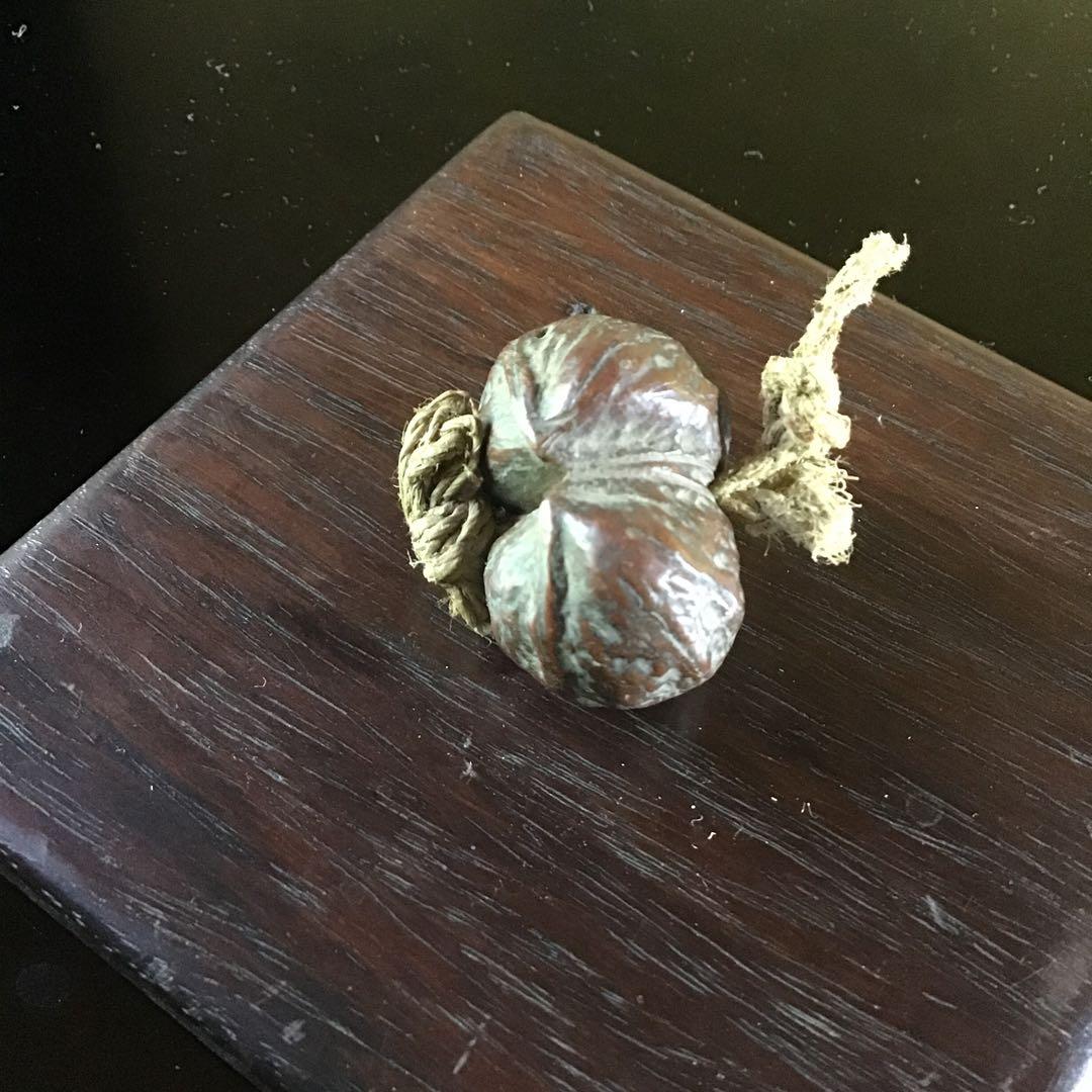 根付け　「胡桃」　　　　N16