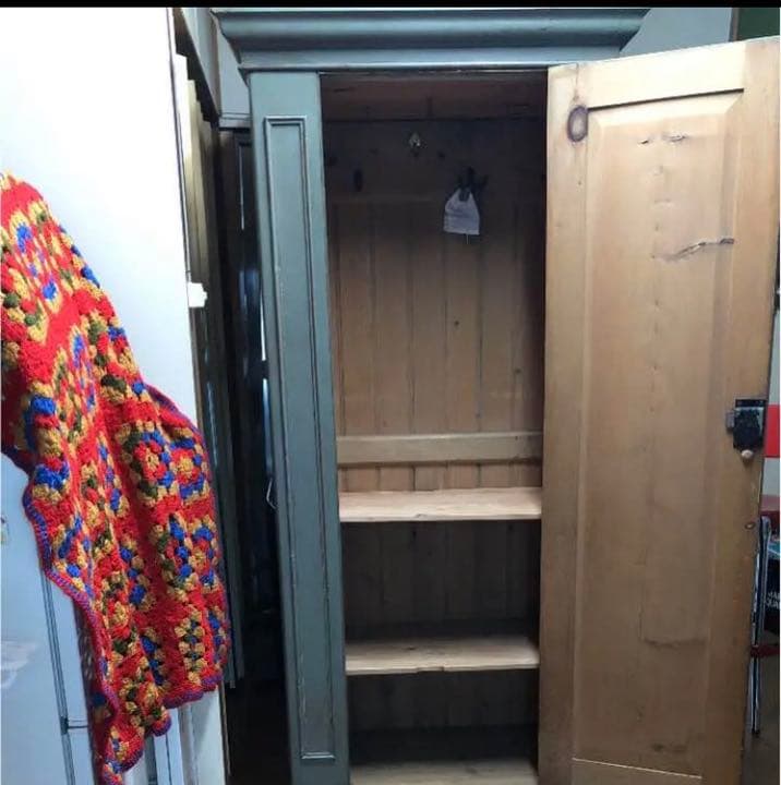 ☆フランス　アンティーク　ワードローブ