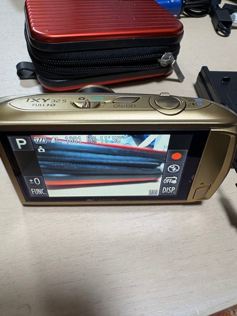 極美品 ！キャノン Canon IXY 32S ゴールド 動作良好！