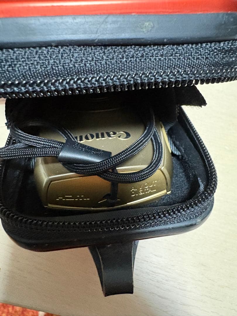 極美品 ！キャノン Canon IXY 32S ゴールド 動作良好！