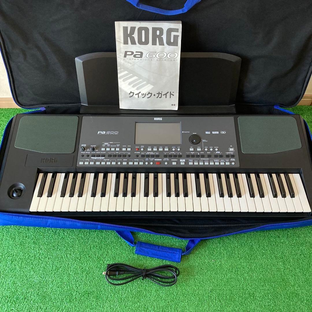 付属品多数！　KORG Pa600 Professional Arranger