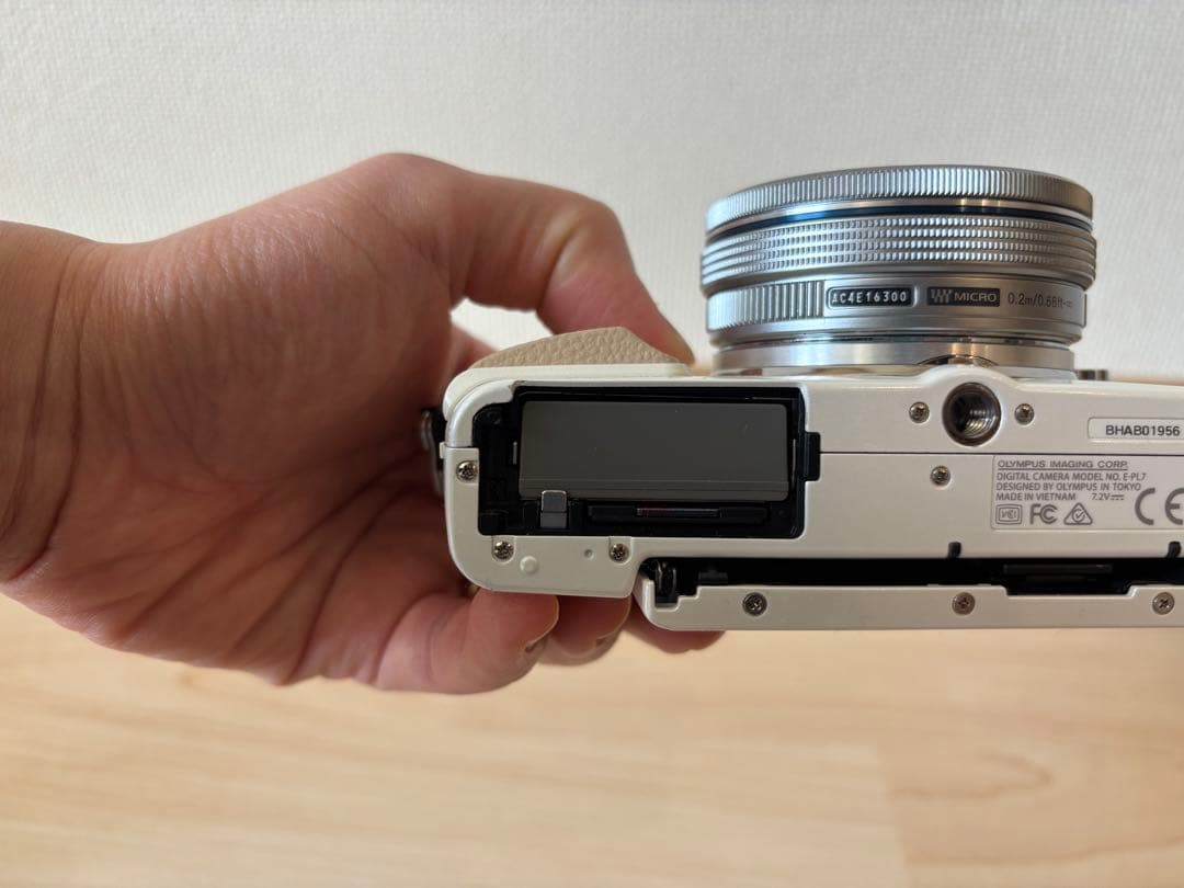 OLYMPUS PEN Lite E-PL7(レンズあり)