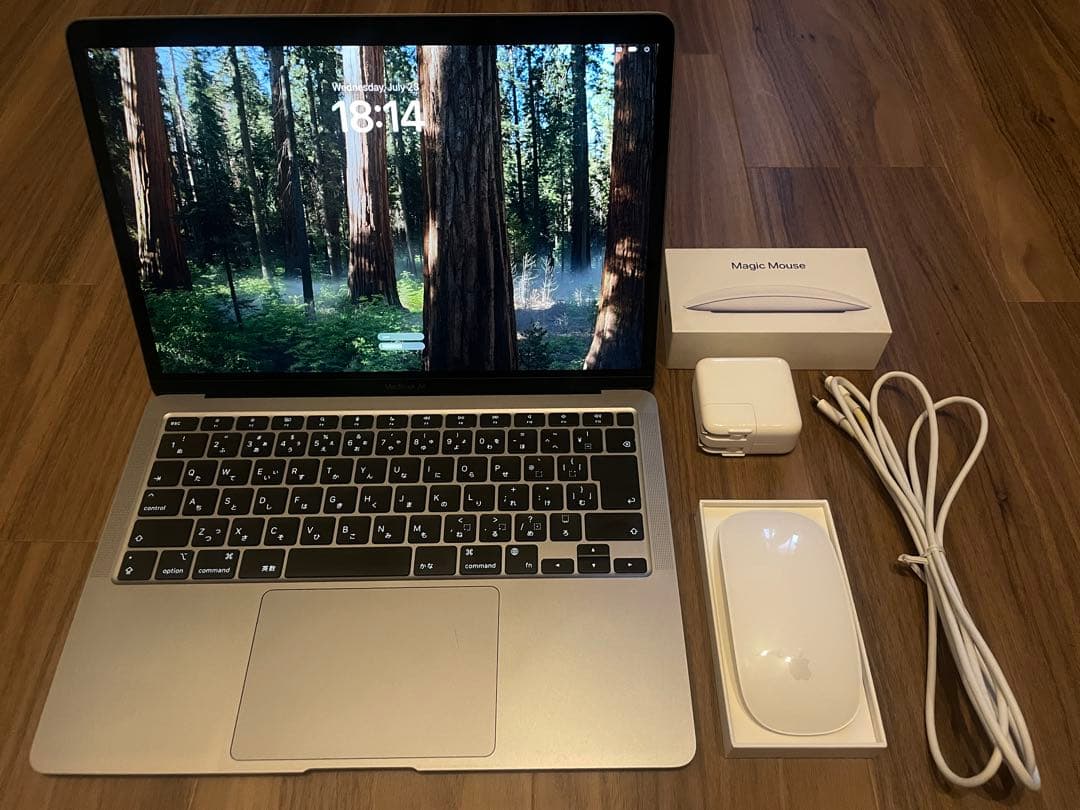 MacBook AirM1 -16GB メモリ (Magic Mouse 付属)
