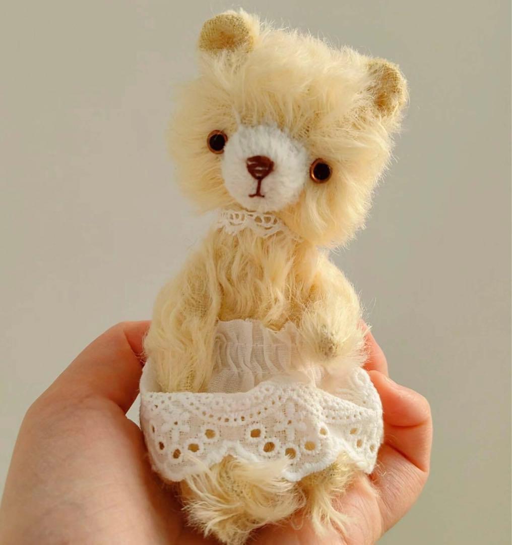 黄金色のテディベア くま アーティストベア 海外作家様 ハンドメイド ぬいぐるみ