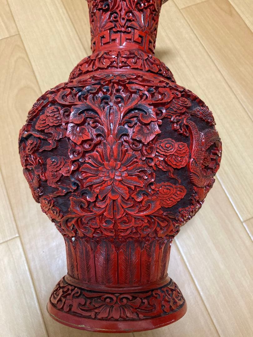 中国古美術 堆朱 细密彫刻が双龍紋壼