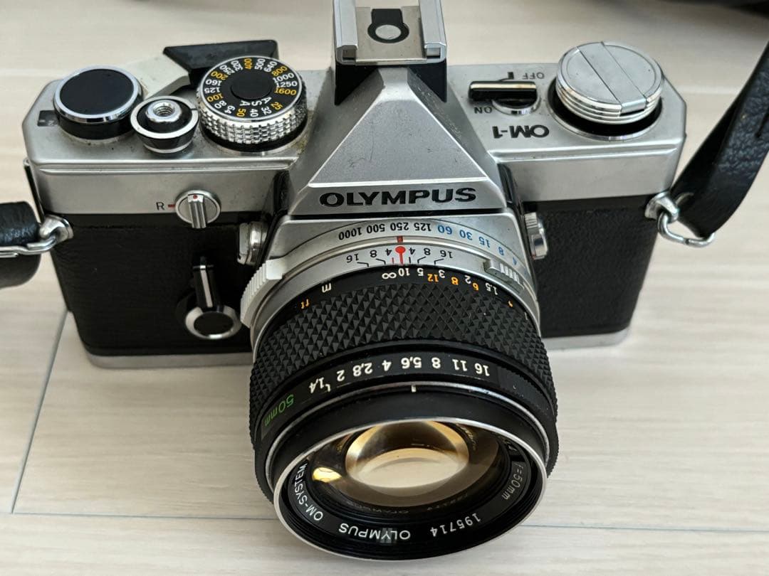 OLYMPUS フィルムカメラ　OM-1 2台　レンズ200m