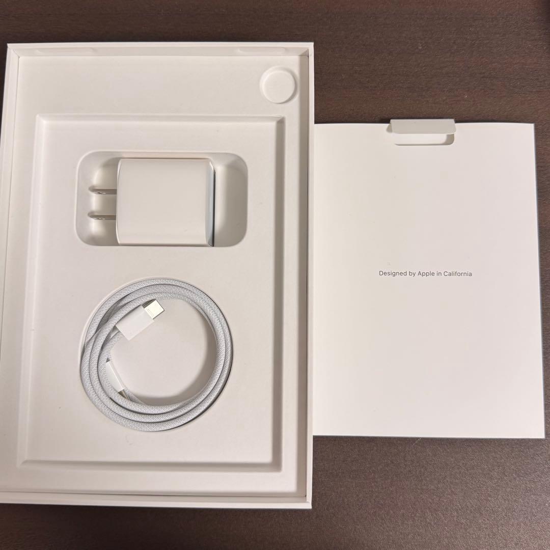 超美品＆おまけケース・フィルム付き！　iPad mini 第7世代