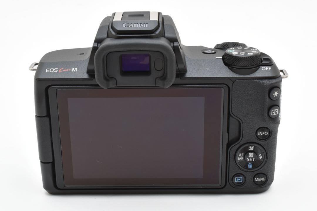 【美品】キャノン Canon EOS Kiss M 15-45mm
