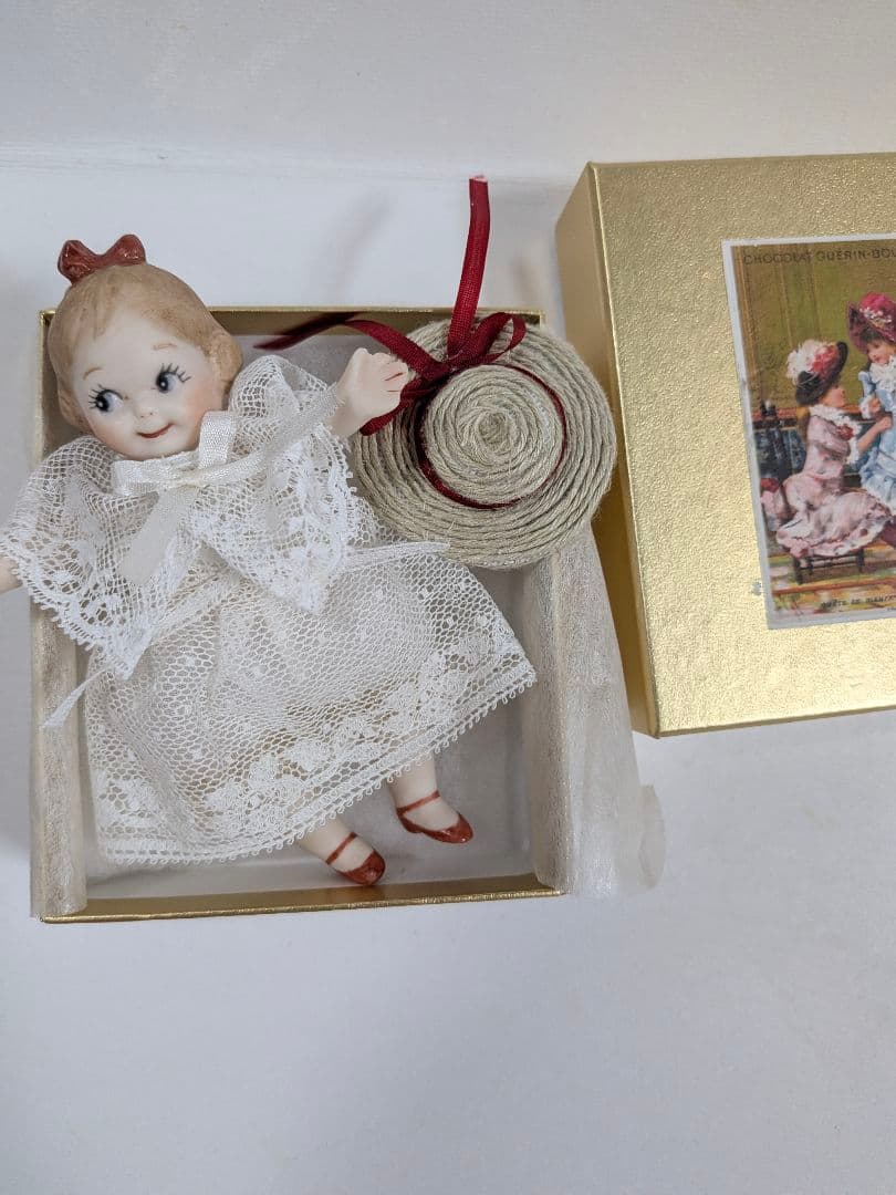 ★ちびくま工房　グーグリーちゃん13センチのbox　アンティークレース