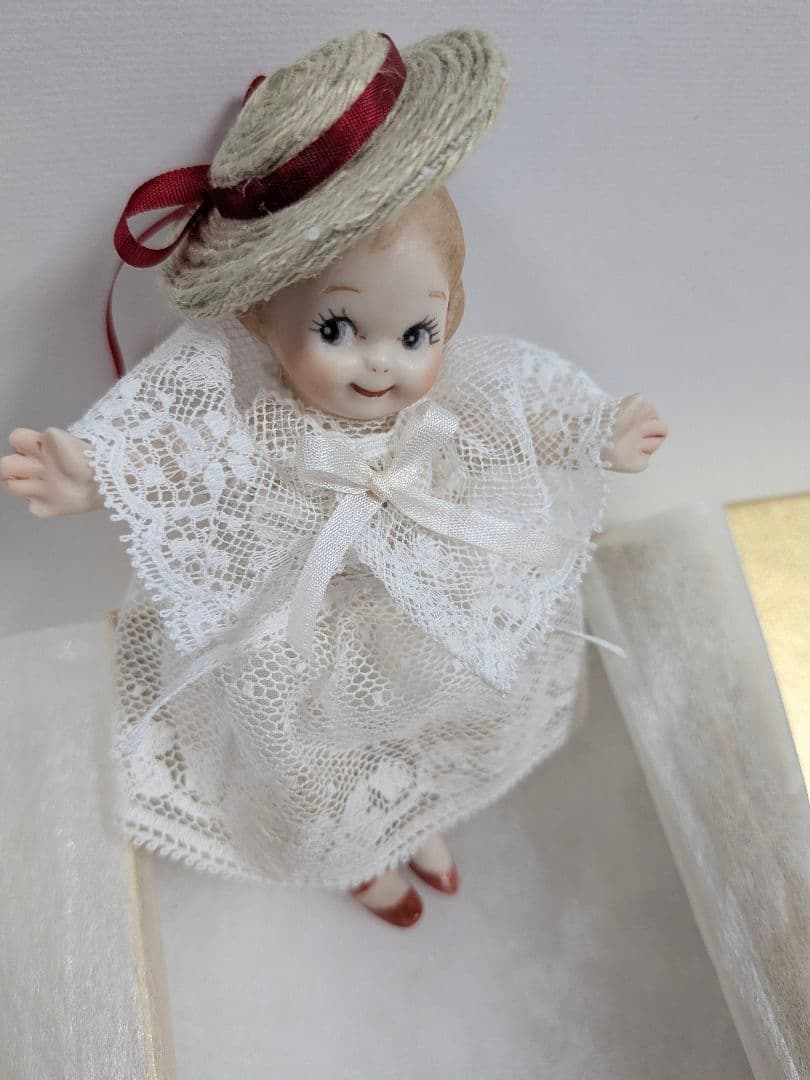 ★ちびくま工房　グーグリーちゃん13センチのbox　アンティークレース