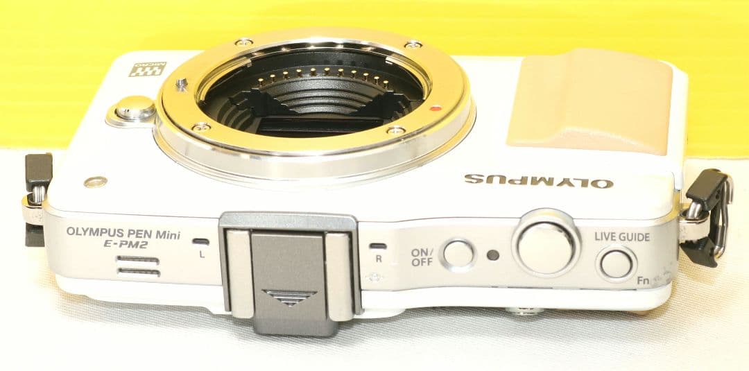 ⭐オリンパス E PM 2 ボディ⭐ホワイト 送料無料⭐