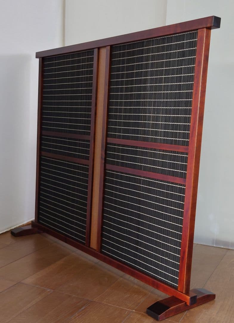 衝立間仕切り１枚式ブラック木簾使用衝立　フレームブラウン仕上げ１台限定