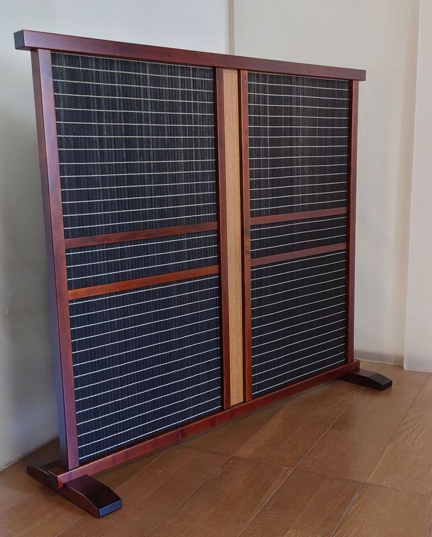 衝立間仕切り１枚式ブラック木簾使用衝立　フレームブラウン仕上げ１台限定