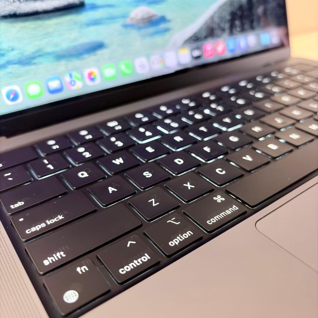 MacBook Pro (M1 Pro,14インチ) 32GB 1TB USキー