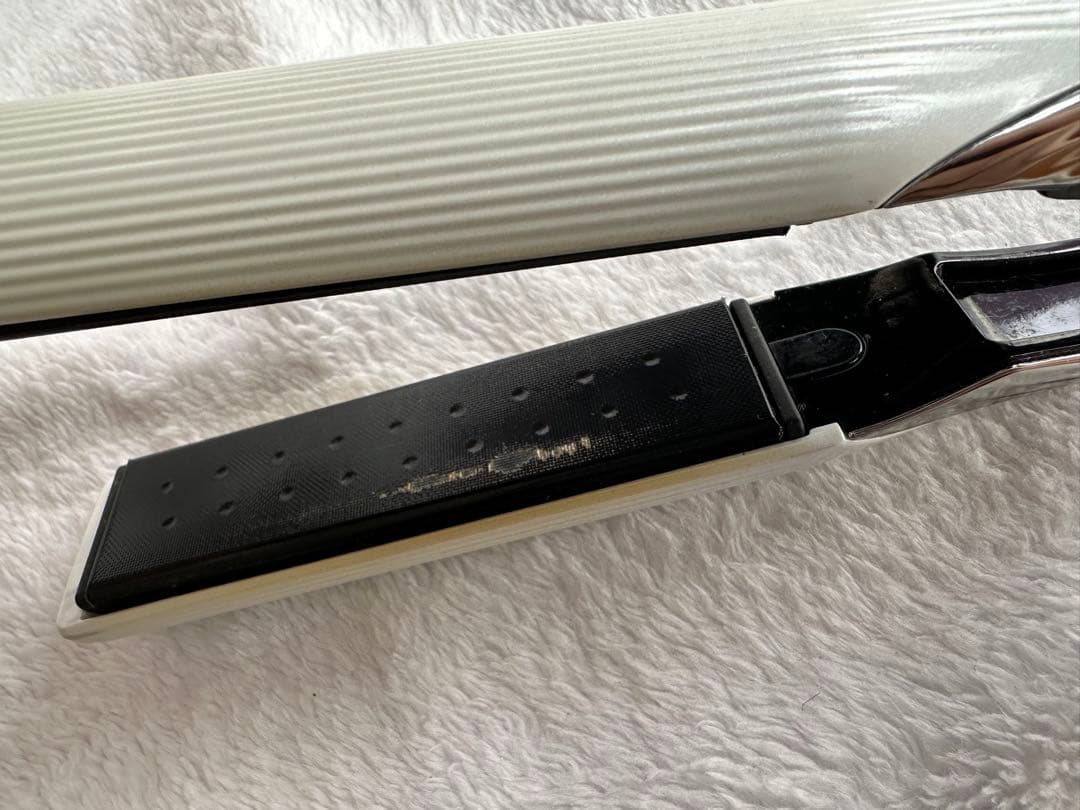 リファ　ビューテックストレートアイロン