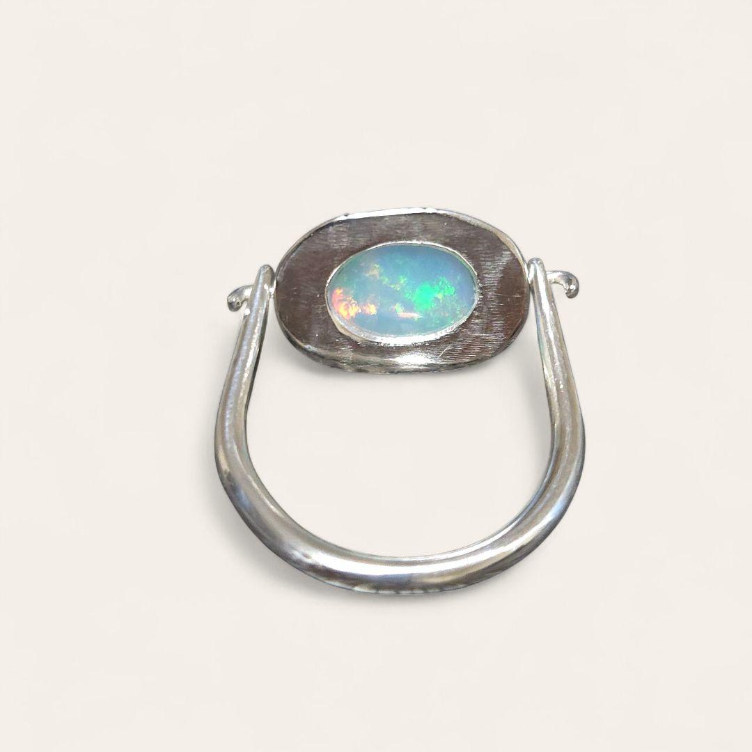 ハンドメイドリング　オパール　シルバー　14号