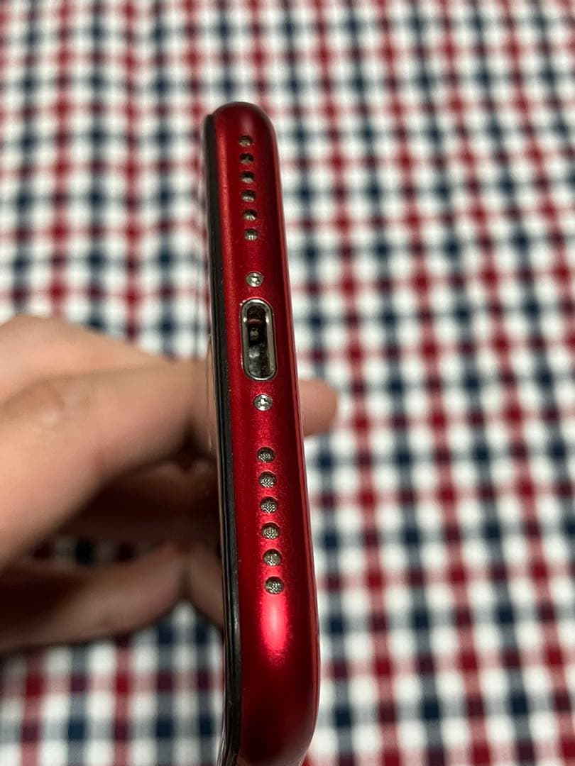 iPhone SE 第2世代　128GB PRODUCT RED
