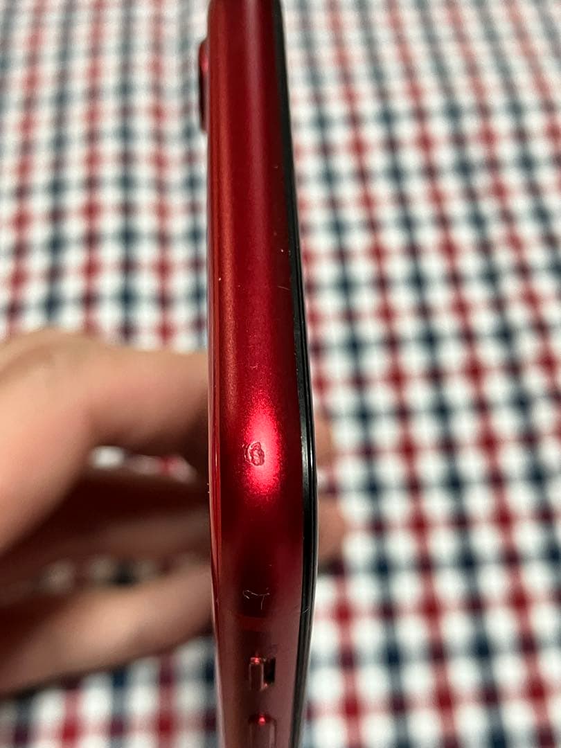 iPhone SE 第2世代　128GB PRODUCT RED