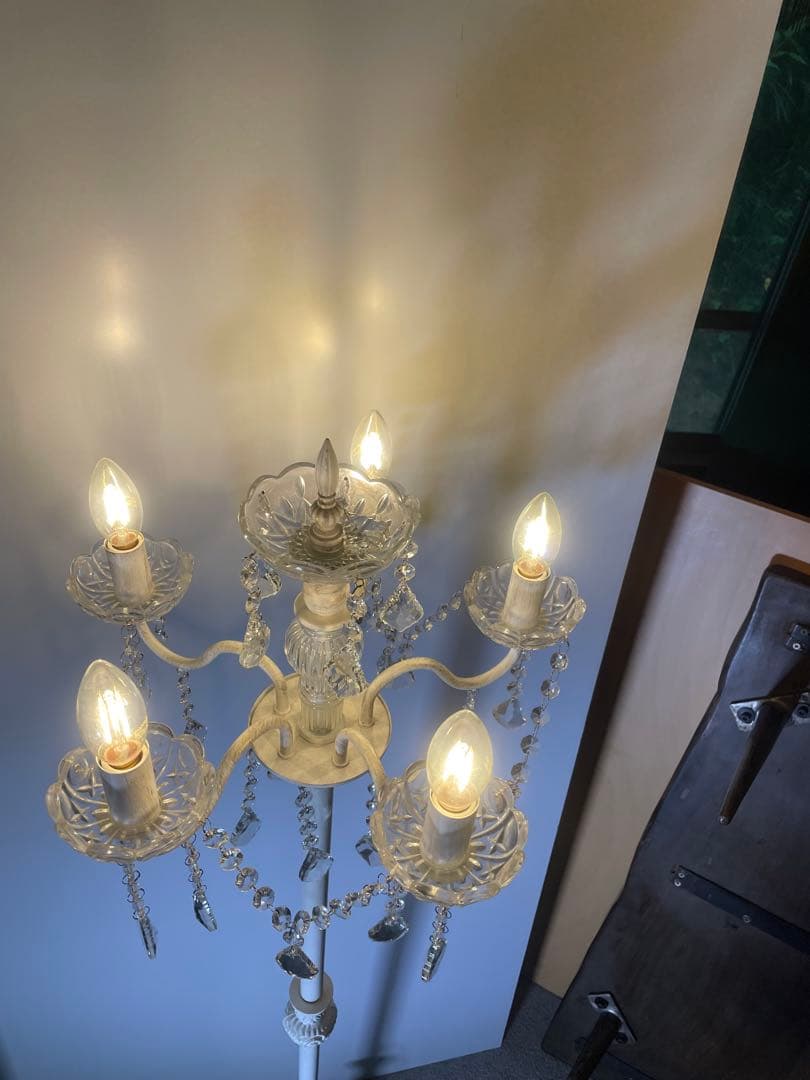 ブリュエット スタンドシャンデリア 5灯 フロアライト ホワイト 分解発送予定