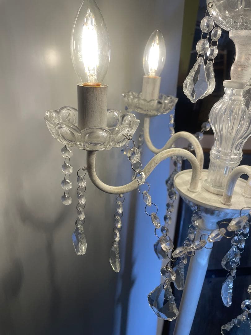 ブリュエット スタンドシャンデリア 5灯 フロアライト ホワイト 分解発送予定