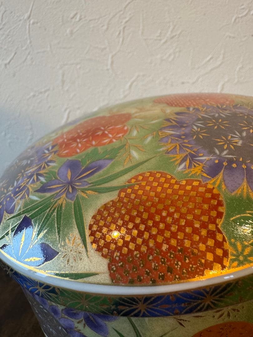 前畑陶器 庫山窯 光輪手まり三段重　 お重　重箱　お正月　古伊万里　金彩色絵