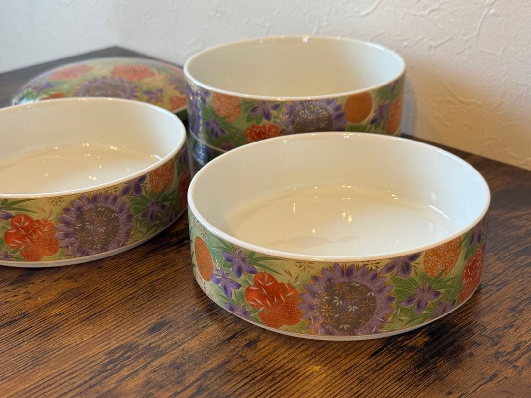 前畑陶器 庫山窯 光輪手まり三段重　 お重　重箱　お正月　古伊万里　金彩色絵