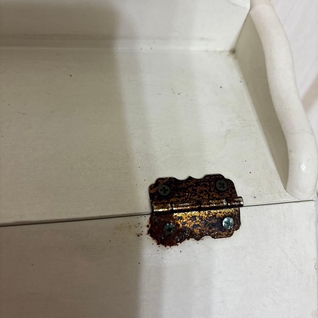 イマン　ホワイトドリームブレッドボックス