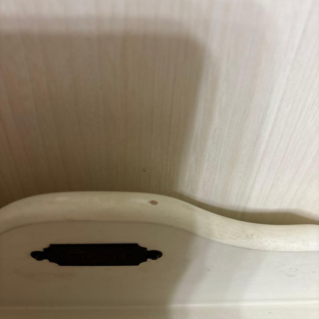 イマン　ホワイトドリームブレッドボックス