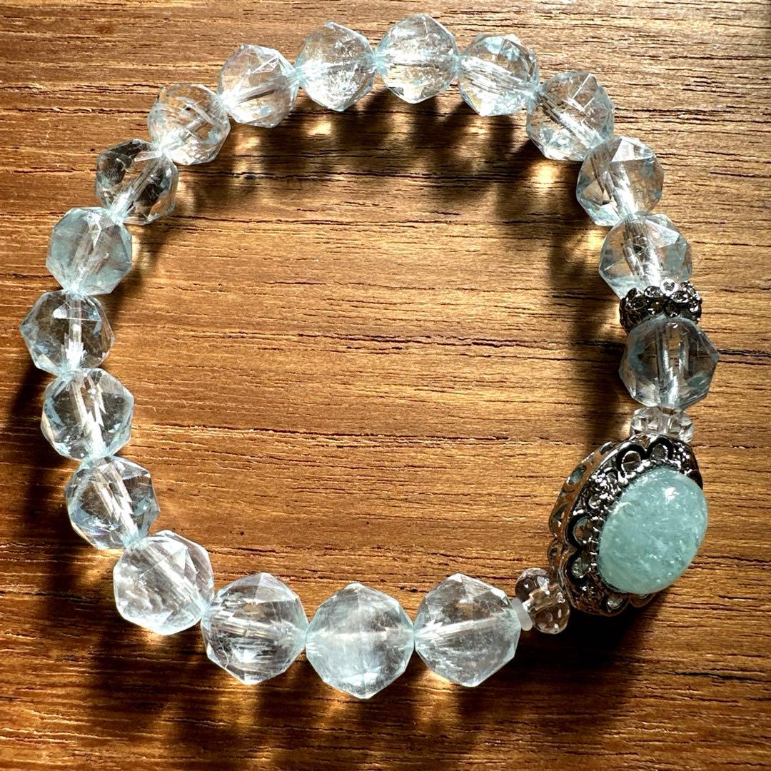 キラキラ❢アクアマリンスターカットのブレス❥