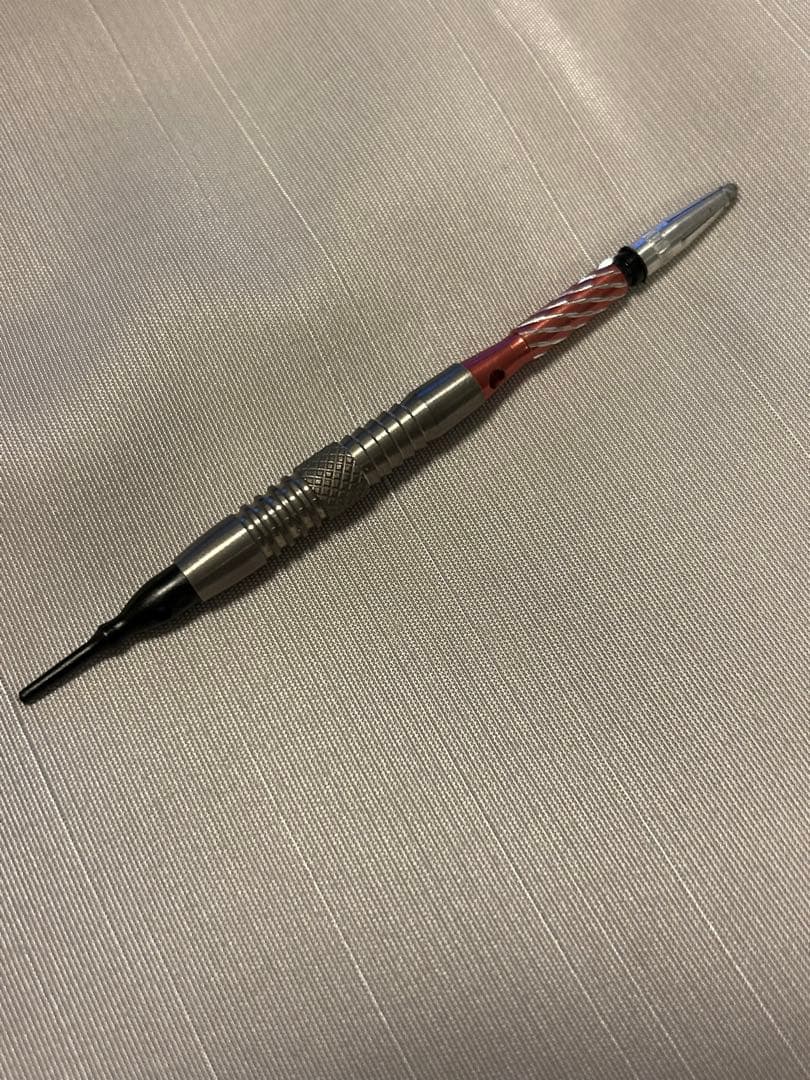 ダーツ３本セット 金属製シャフト 9本、フライト(9枚付)