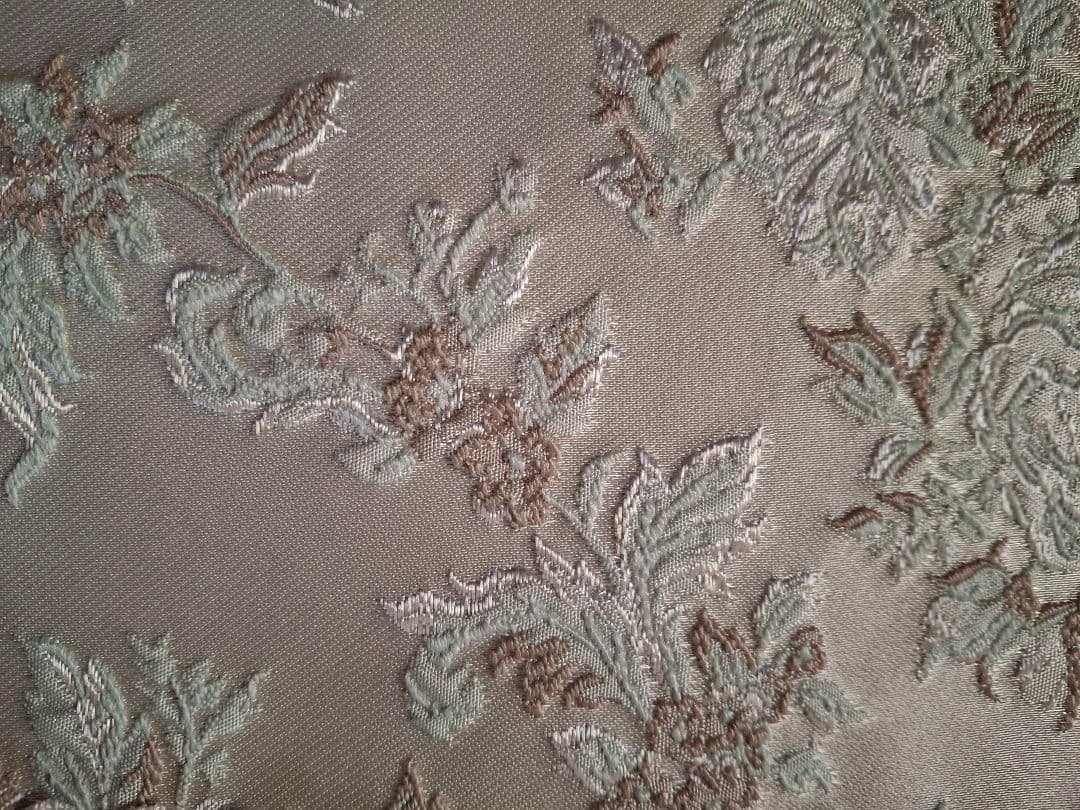 近沢レース 花柄総刺繍 テーブルクロス 約142×222cm