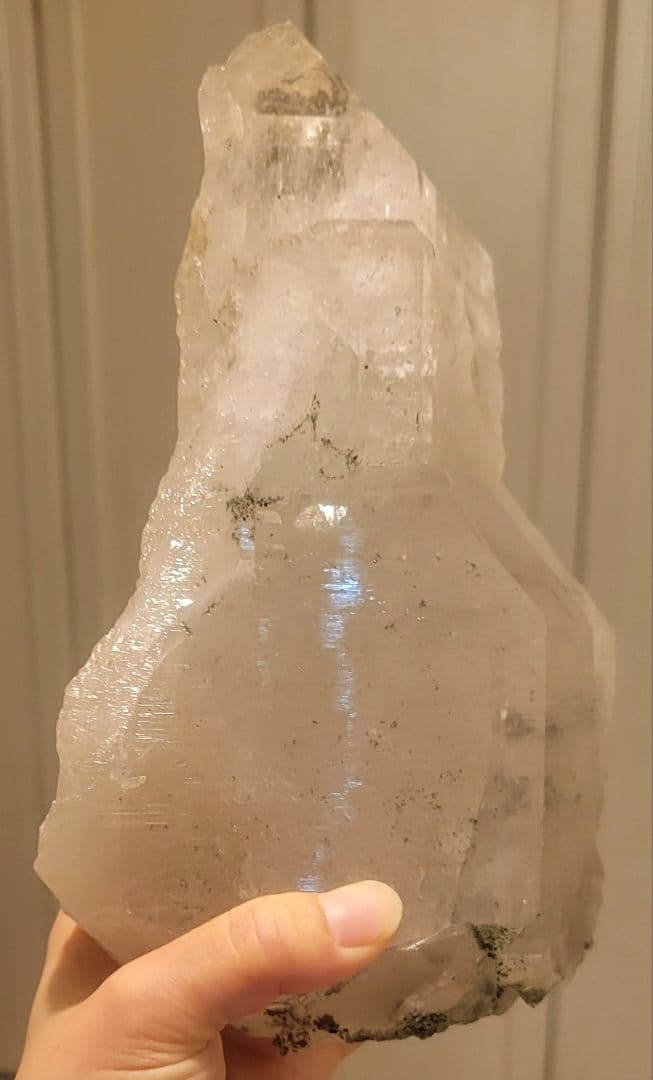 ！月末限定特価ヒマラヤマ！メガサイズ！2キロ超え！！高品質虹ルチル　ネパール産