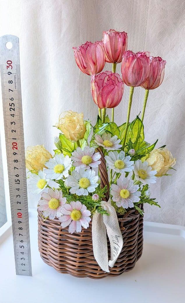 春のかご　　　アメリカンフラワー　（ディップフラワー）