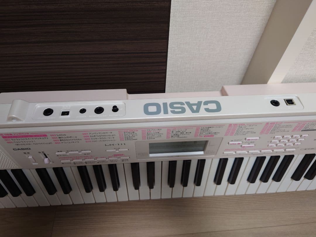 CASIO LK-111 キーボード 電子ピアノ