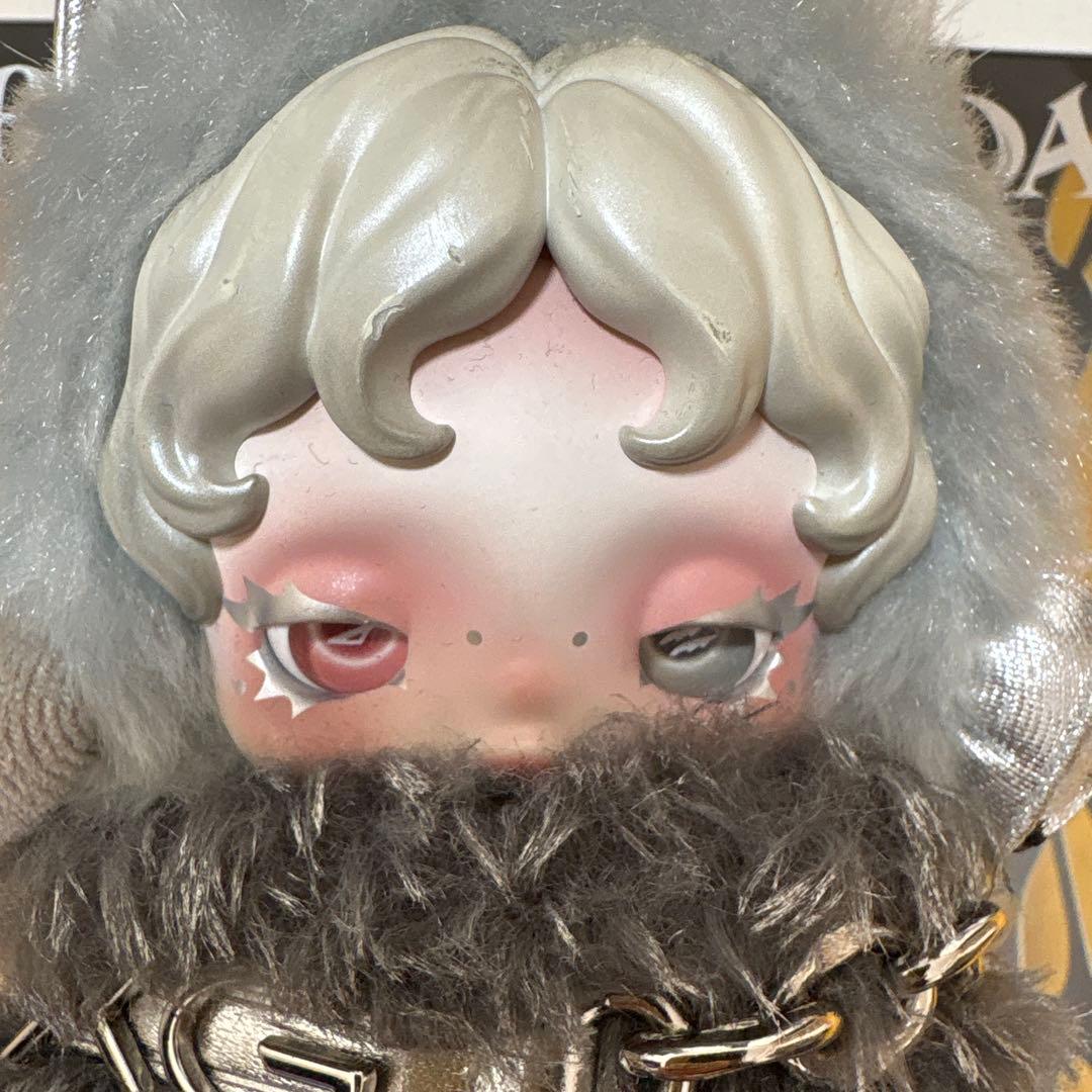 POPMART SKULLPANDA XG ぬいぐるみ・マスコット