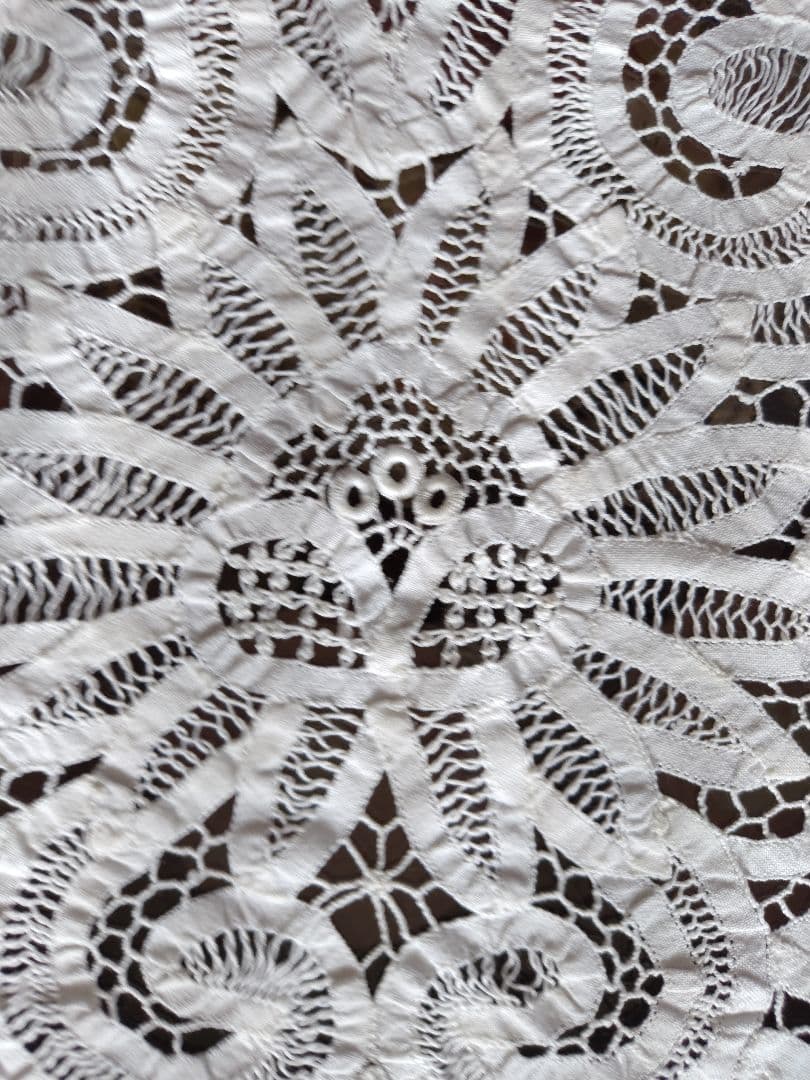 花柄レーステーブルクロス ホワイト ハンドメイド　ビンテージ