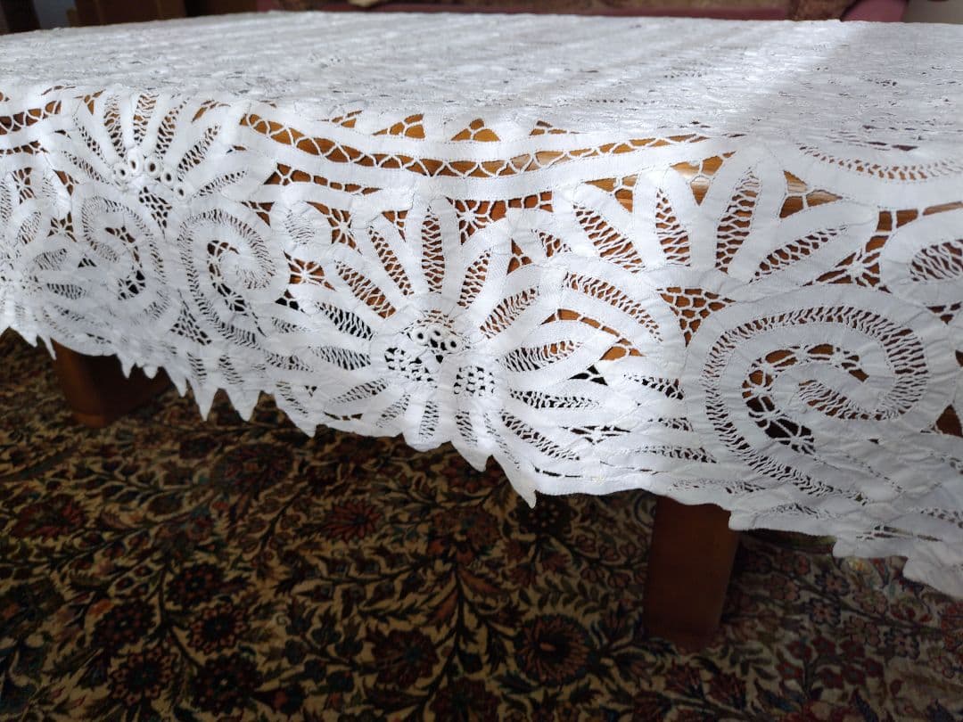 花柄レーステーブルクロス ホワイト ハンドメイド　ビンテージ